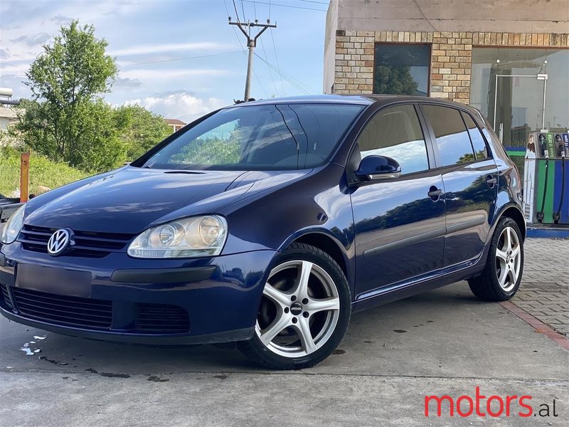 2005' Volkswagen Golf photo #1