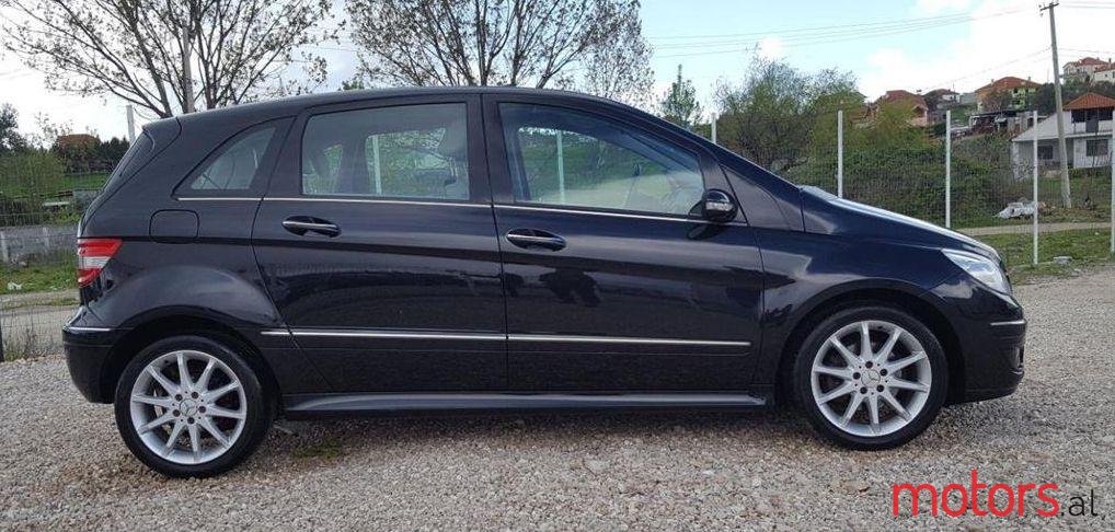 2005' Mercedes-Benz B 180 photo #2