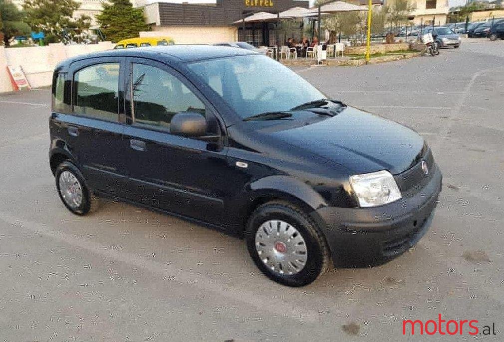 2010' Fiat Panda photo #1