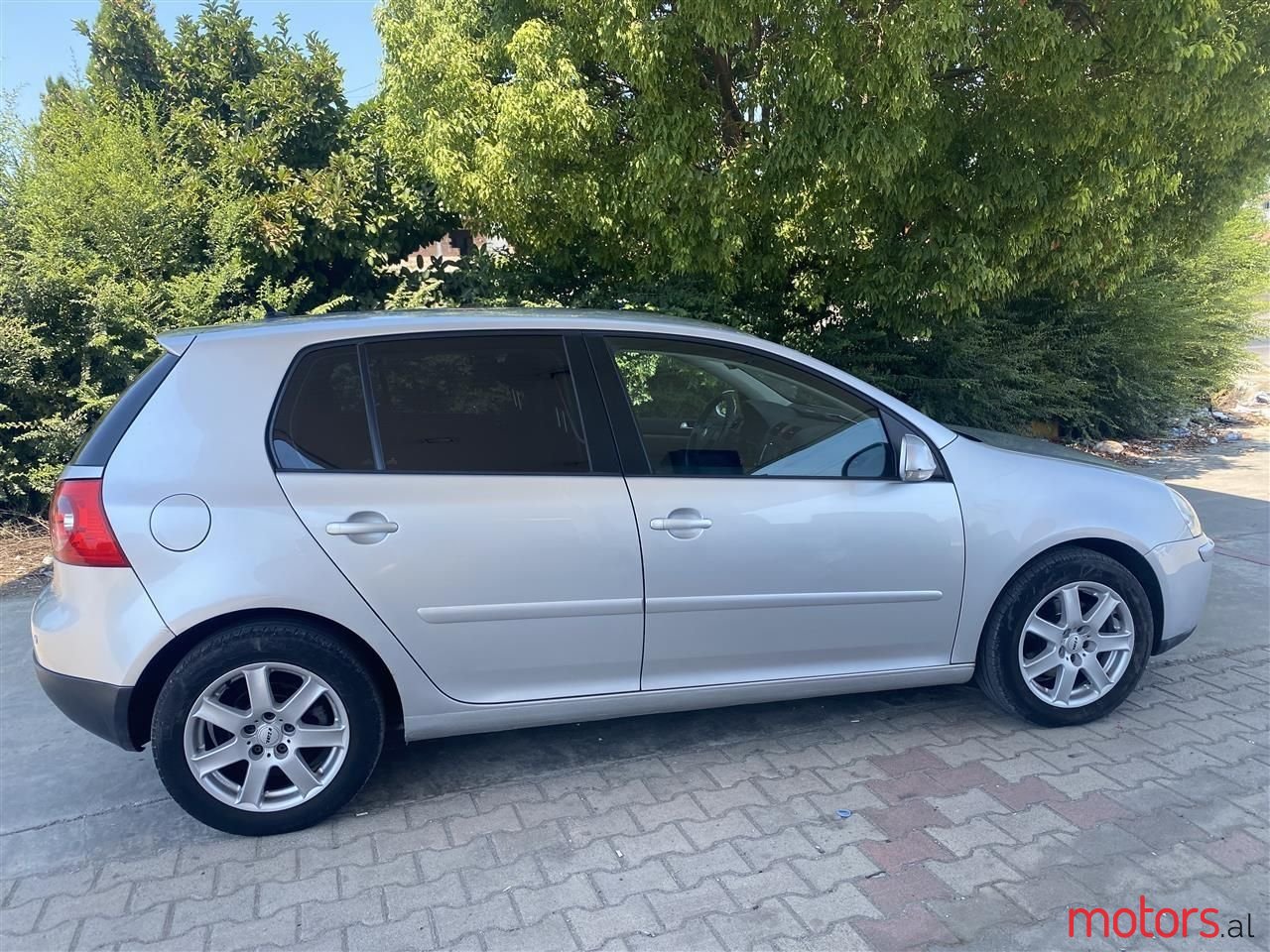 2006' Volkswagen Golf photo #2