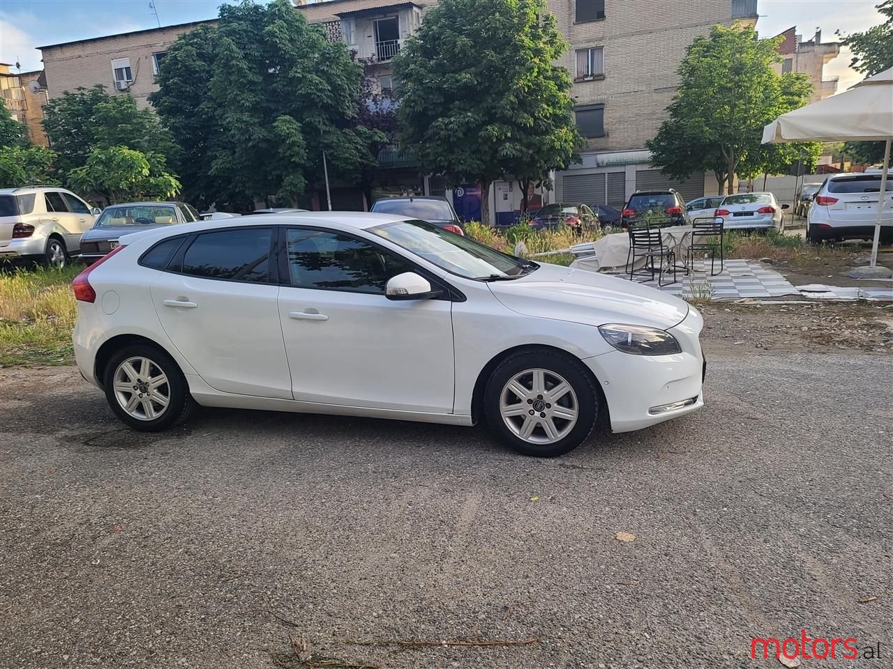 2012' Volvo V40 photo #2