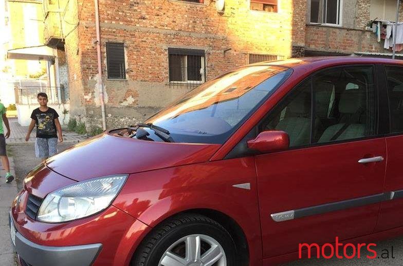 2006' Renault Scenic photo #2