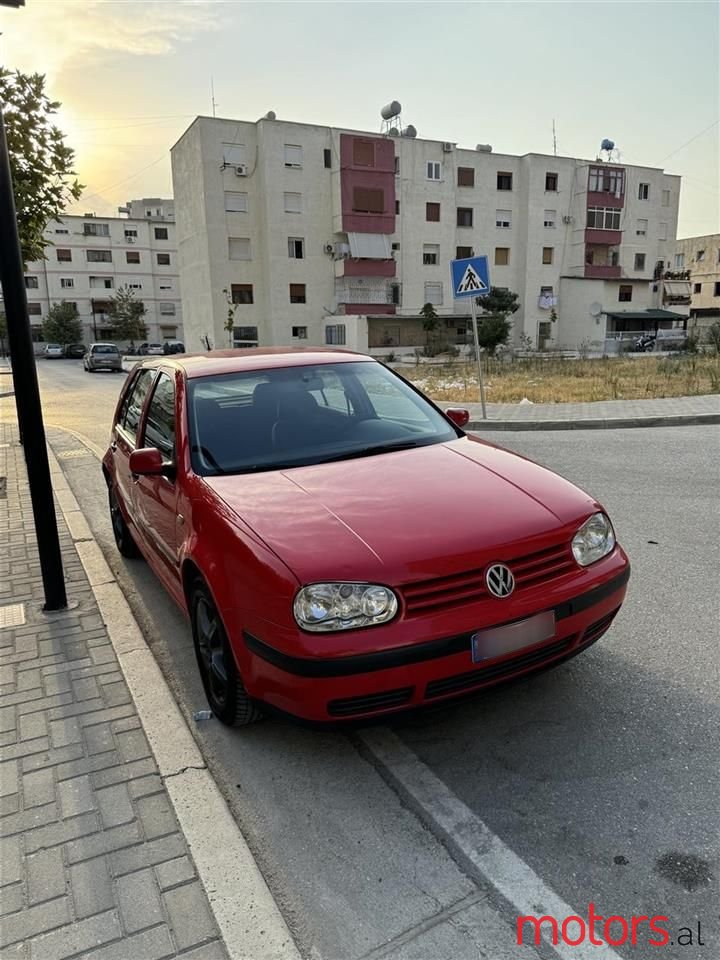 2000' Volkswagen Golf photo #3