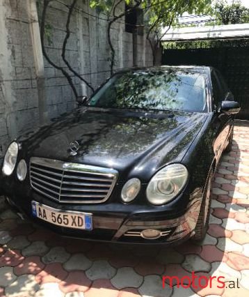 2006' Mercedes-Benz E-Class photo #1