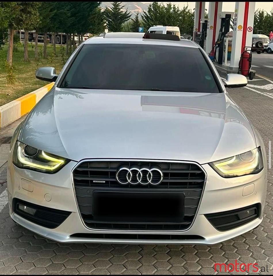 2012' Audi A4 photo #4