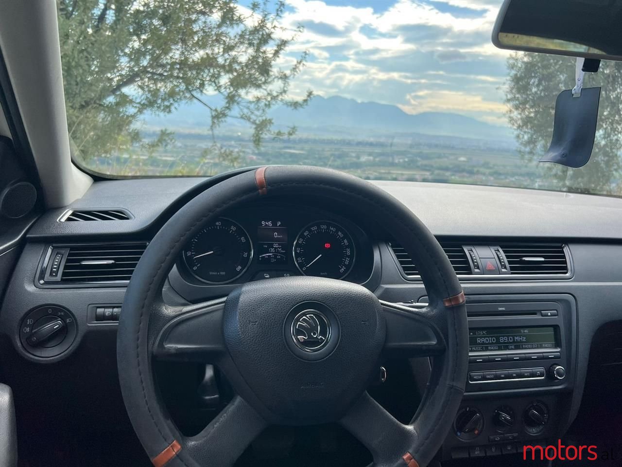 2013' Skoda Rapid photo #6