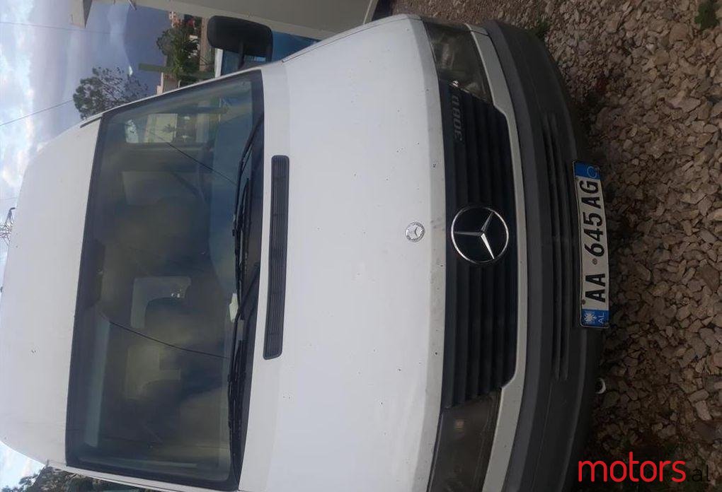 1998' Mercedes-Benz Furgon photo #1
