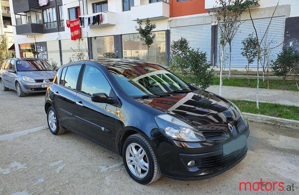 2006' Renault Clio photo #1