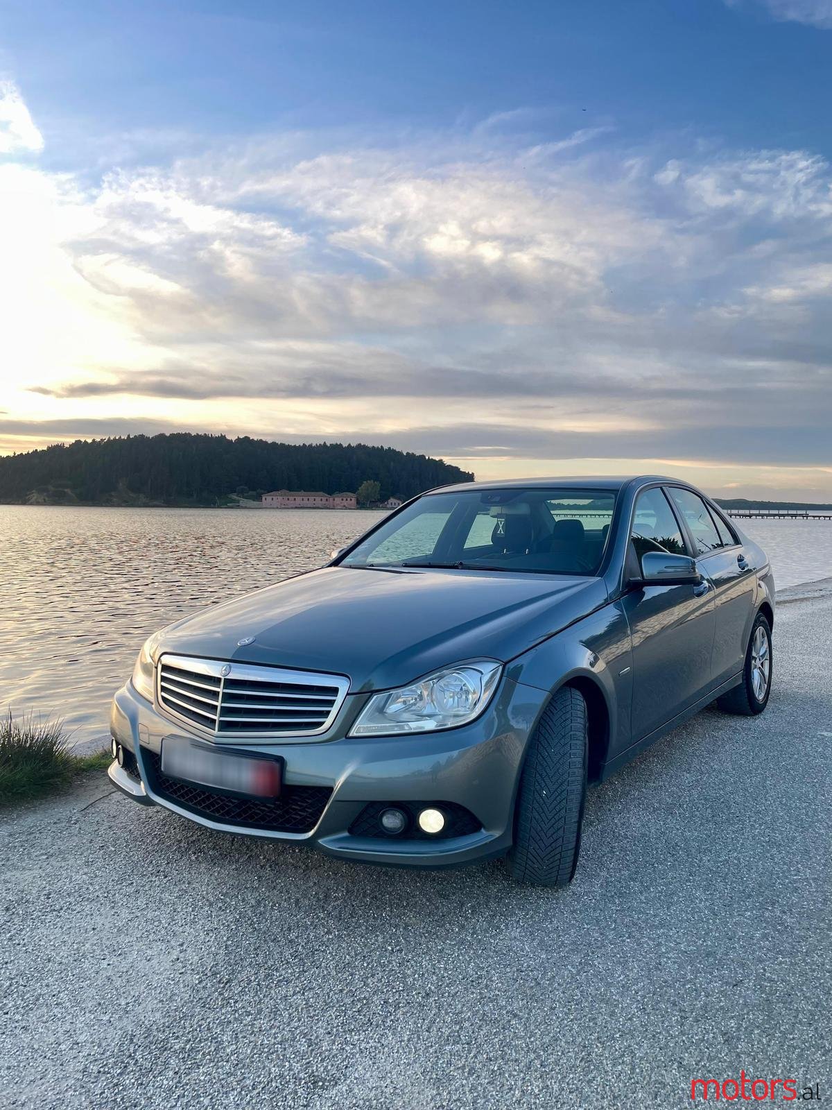 2012' Mercedes-Benz C 200 CDI photo #1