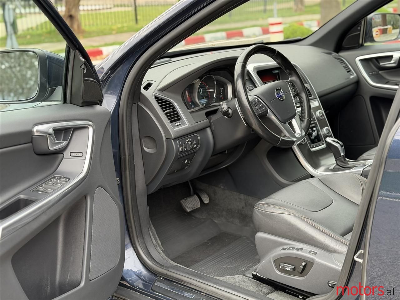 2015' Volvo Xc 60 photo #5