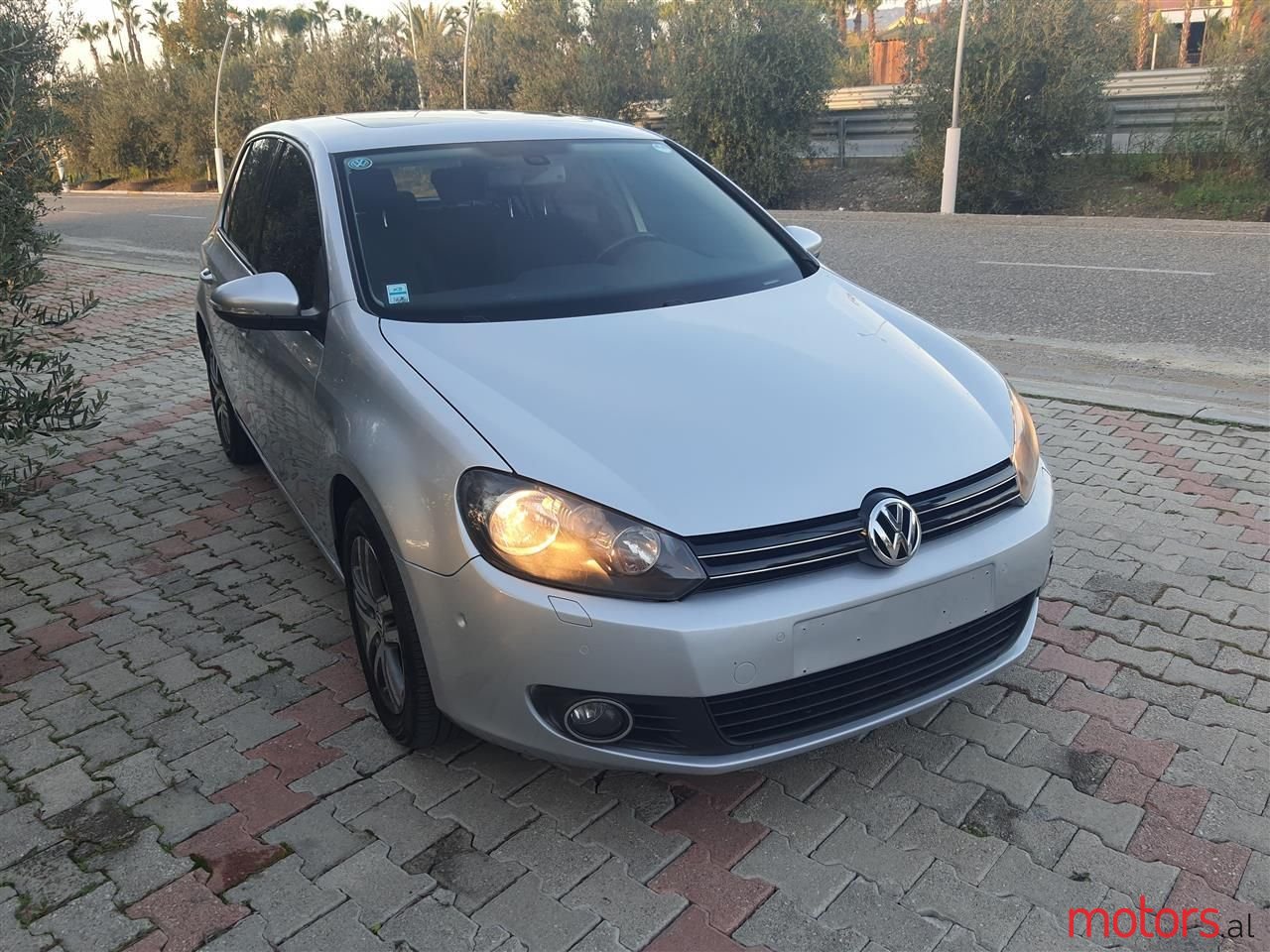 2012' Volkswagen Golf photo #4