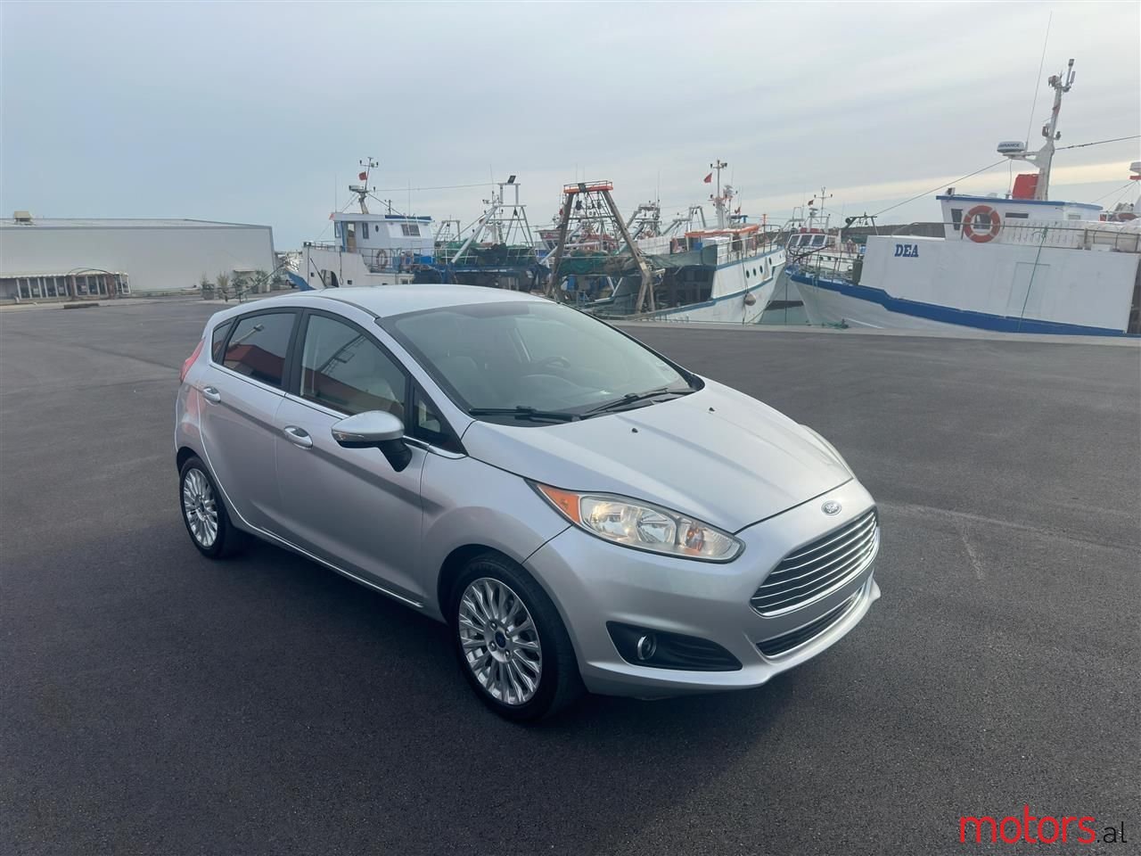 2015' Ford Fiesta photo #1