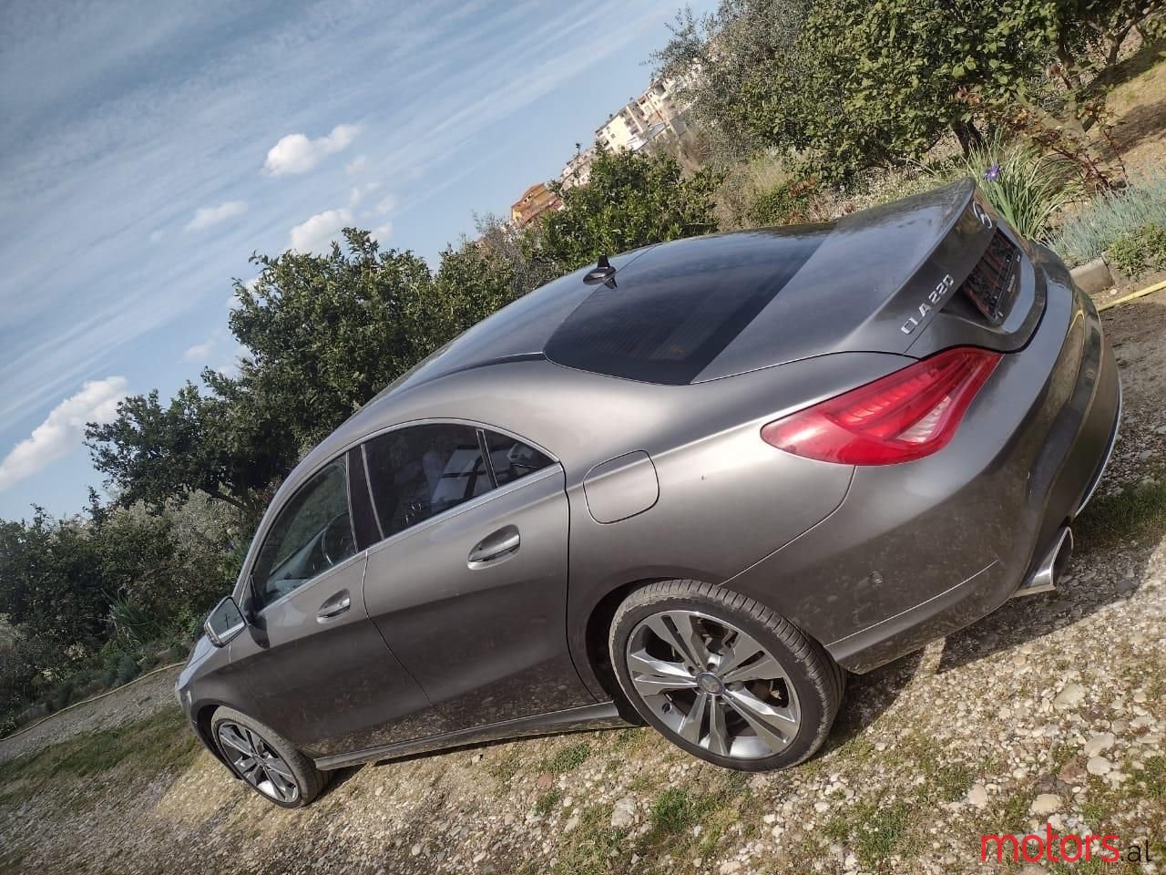 2014' Mercedes-Benz CLA 200 photo #2
