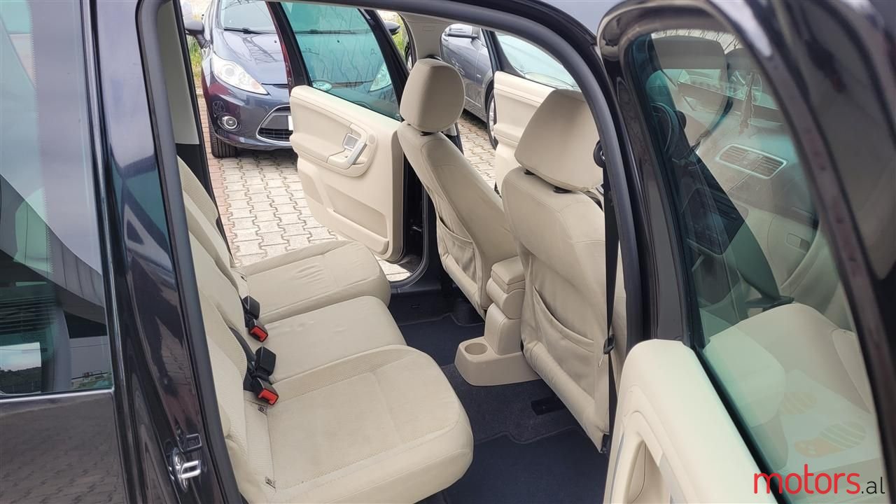 2008' Skoda Roomster photo #6