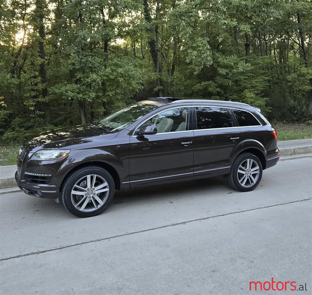 2011' Audi Q7 photo #2