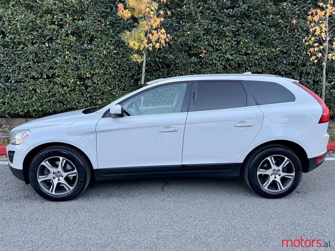 2011' Volvo Xc 60 photo #1