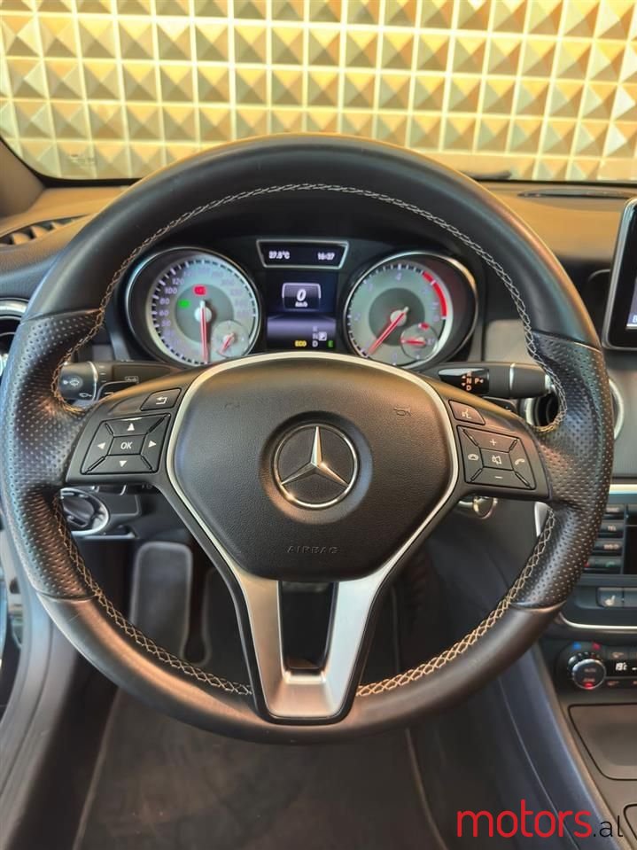 2014' Mercedes-Benz CLA 200 photo #5