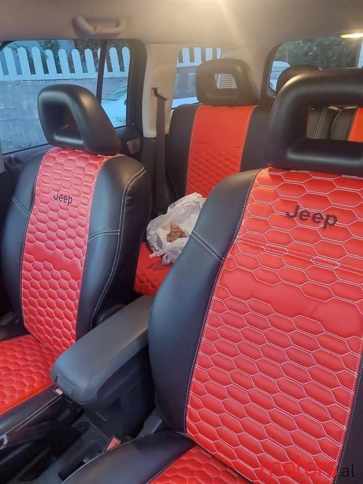 2010' Jeep Patriot photo #5