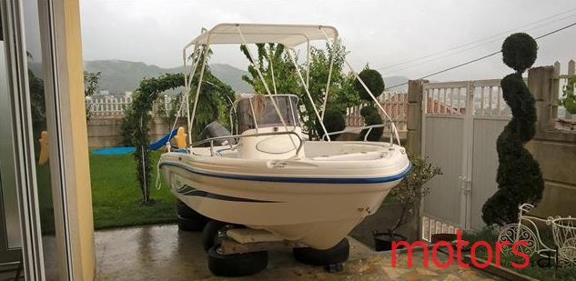 2010' Yamaha Johnson 40 photo #1