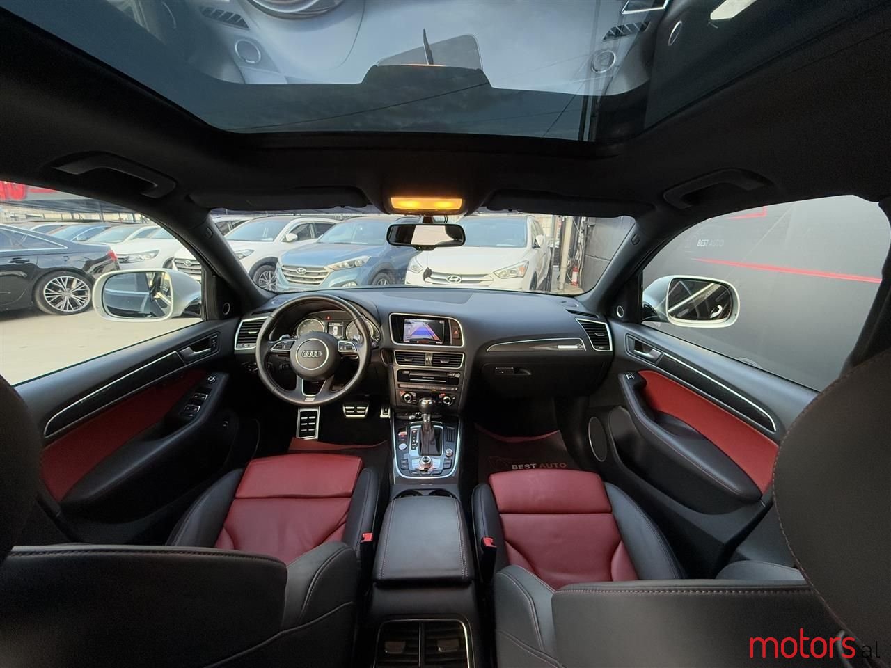 2015' Audi SQ5 photo #3