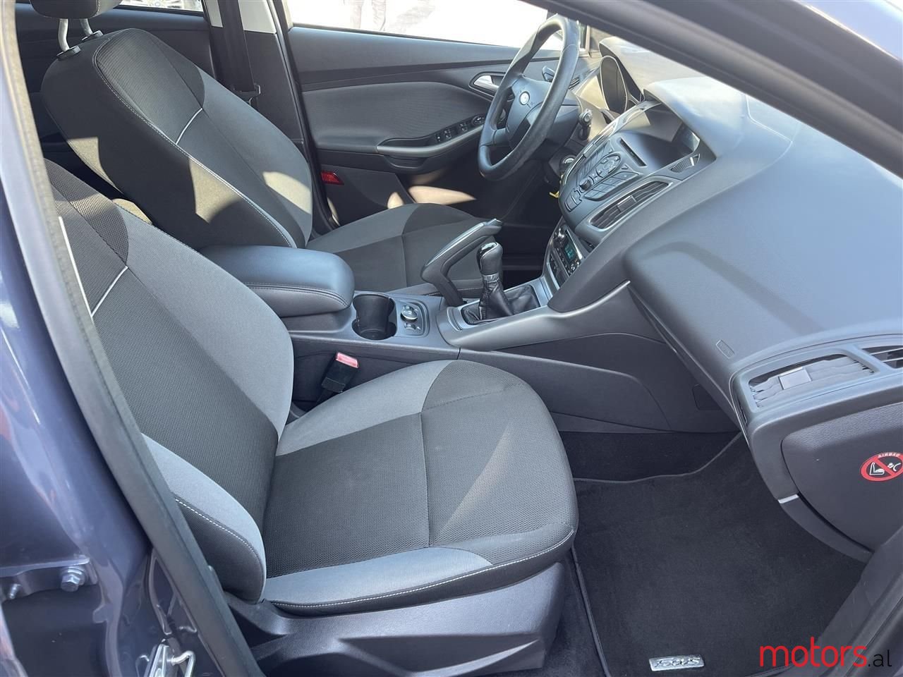 2011' Ford Focus photo #2