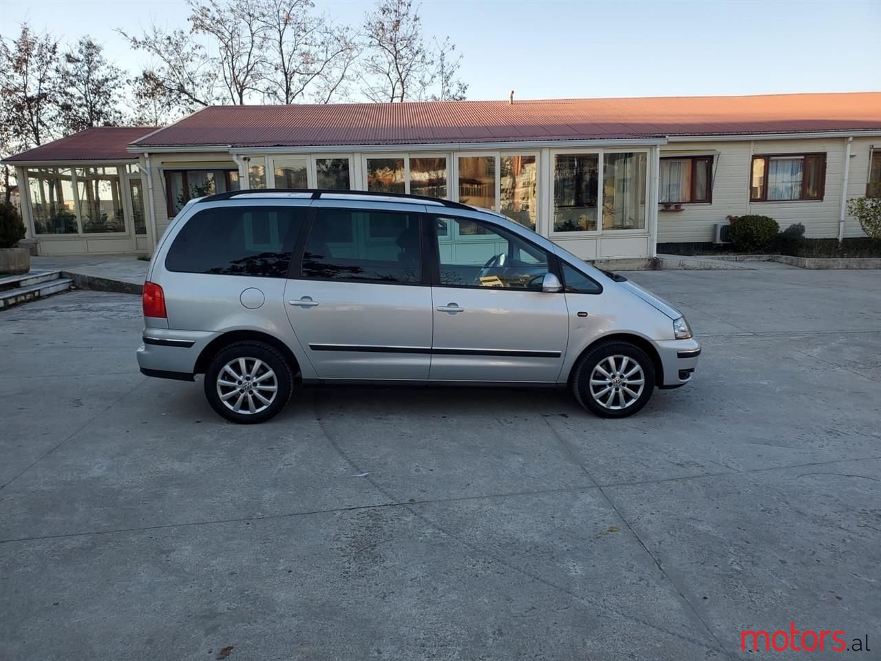 2010' Volkswagen Sharan photo #5