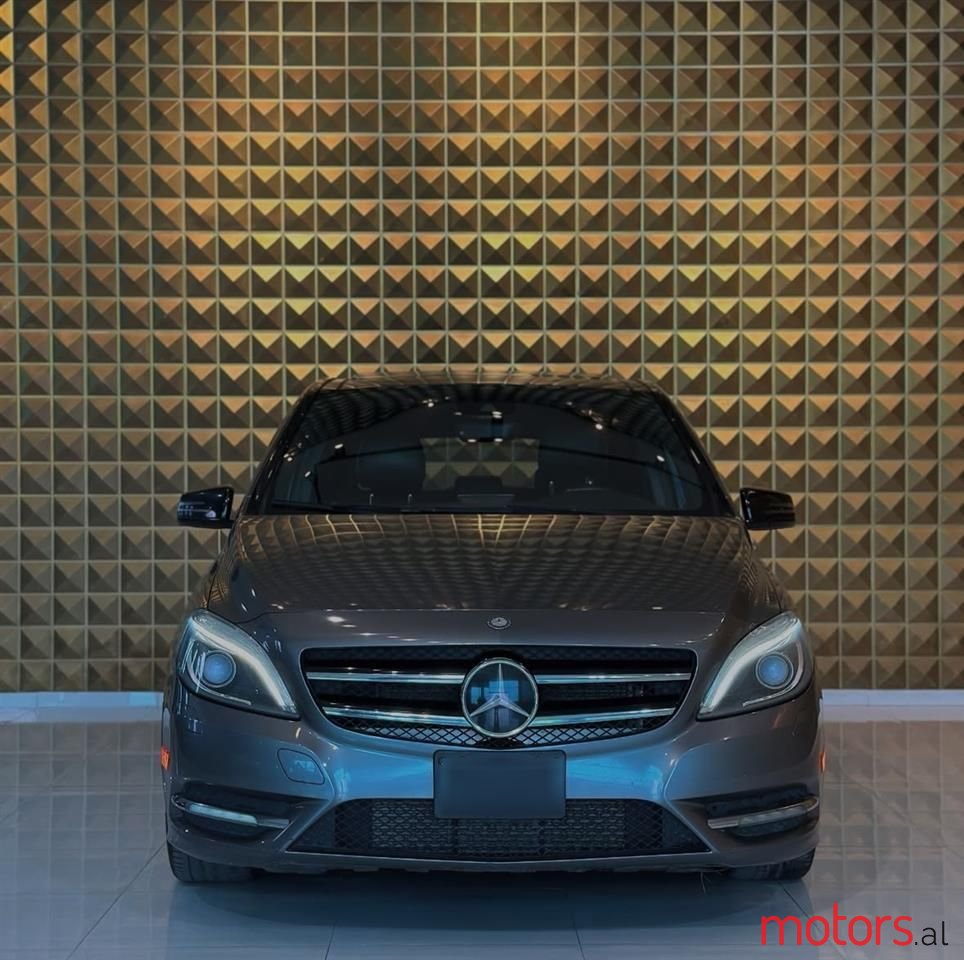 2014' Mercedes-Benz B 250 photo #4
