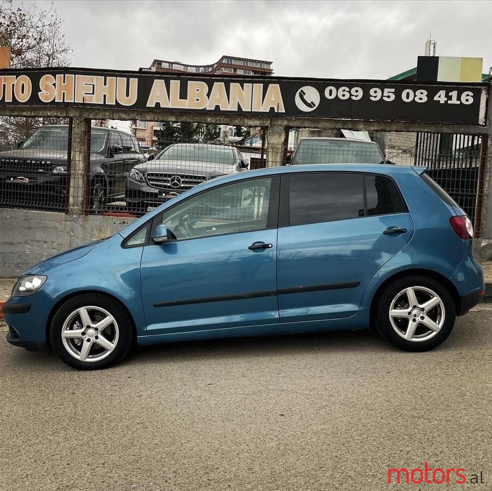 2007' Volkswagen Golf Plus photo #5