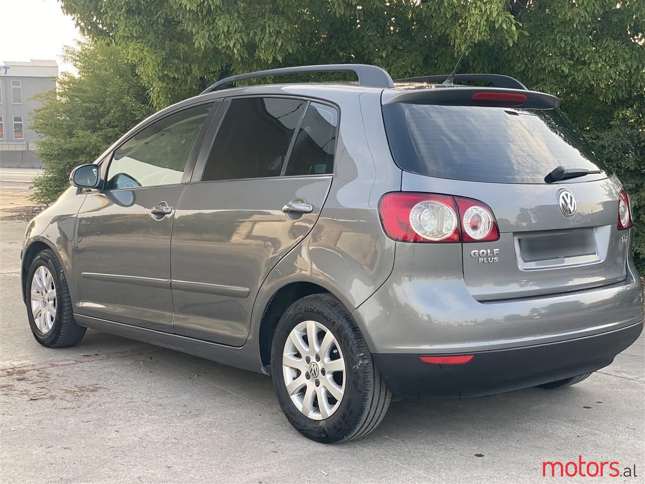 2008' Volkswagen Golf Plus photo #3