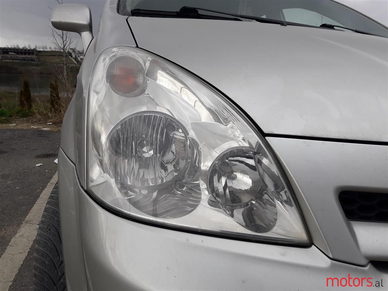 2005' Toyota Corolla Verso photo #5