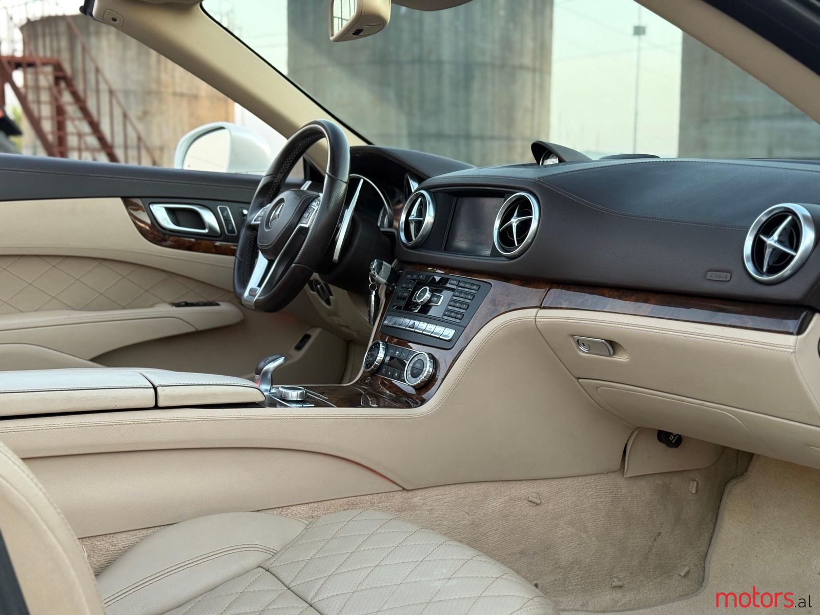 2014' Mercedes-Benz SL 55 AMG photo #5