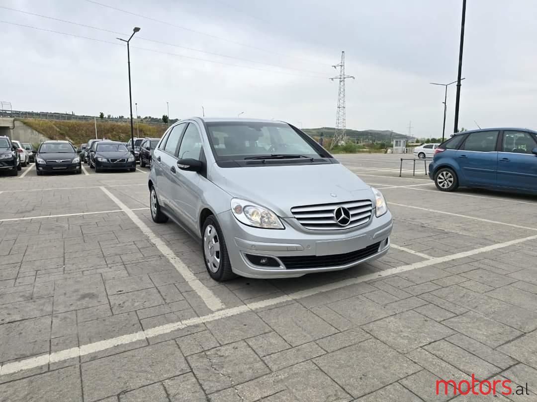 2008' Mercedes-Benz B 180 photo #1