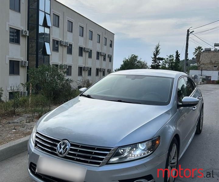 2013' Volkswagen Passat photo #1