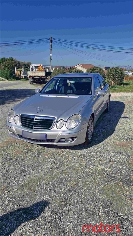 2007' Mercedes-Benz E 220 photo #1