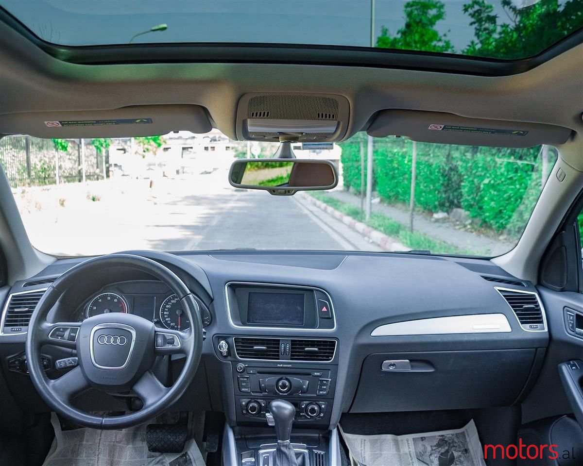 2012' Audi Q5 photo #6