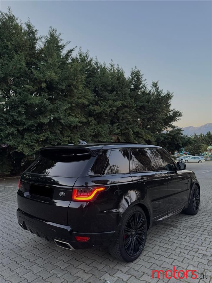 2019' Land Rover Range Rover Sport photo #4