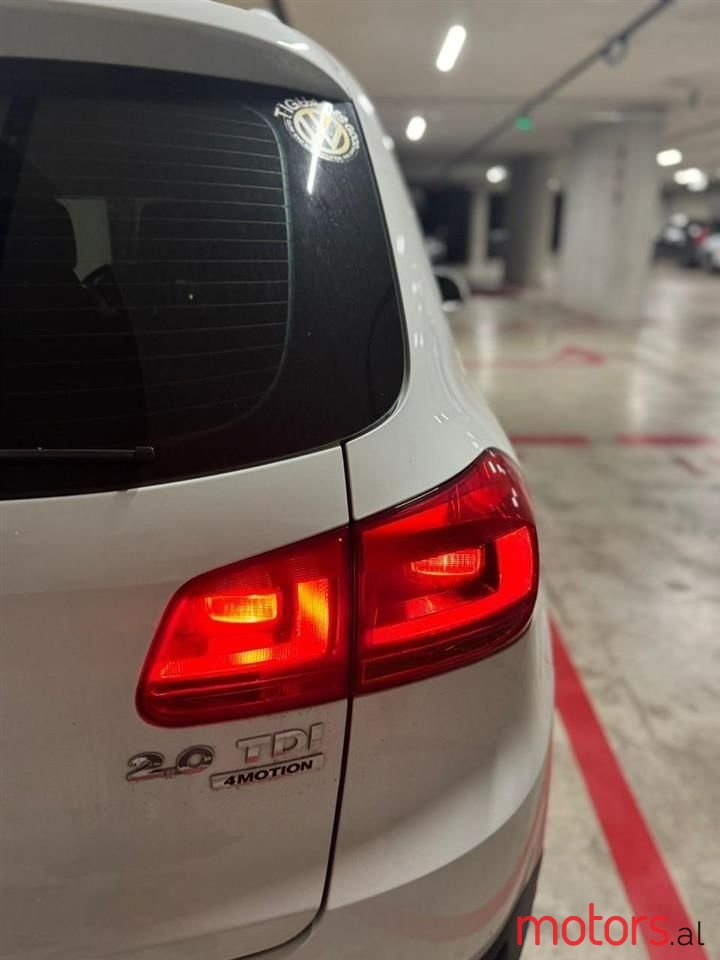 2014' Volkswagen Tiguan photo #6