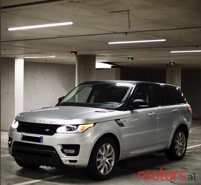 2015' Land Rover Range Rover Sport photo #3