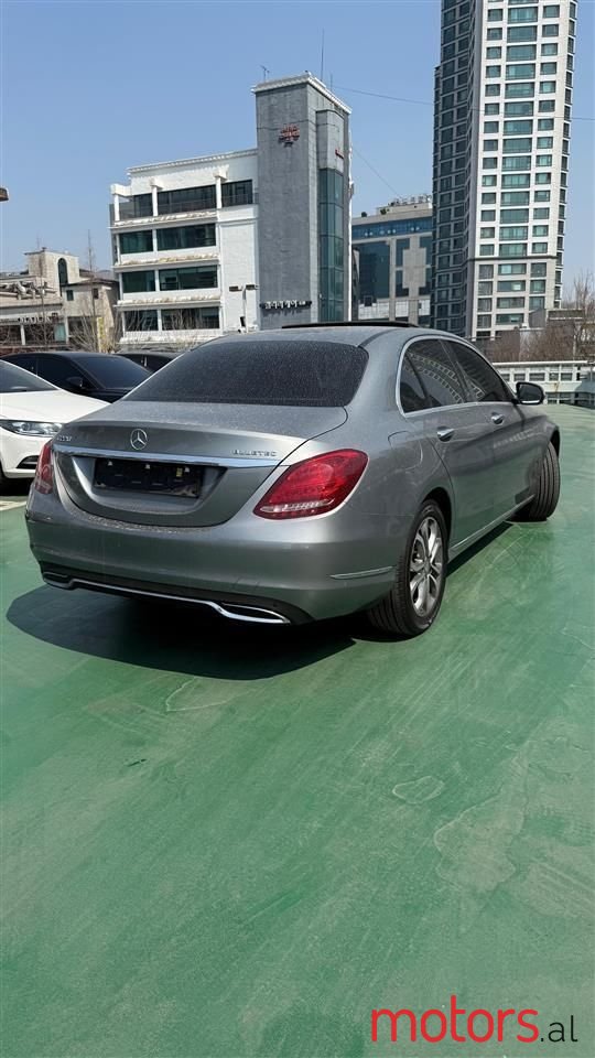 2015' Mercedes-Benz C 220 photo #2