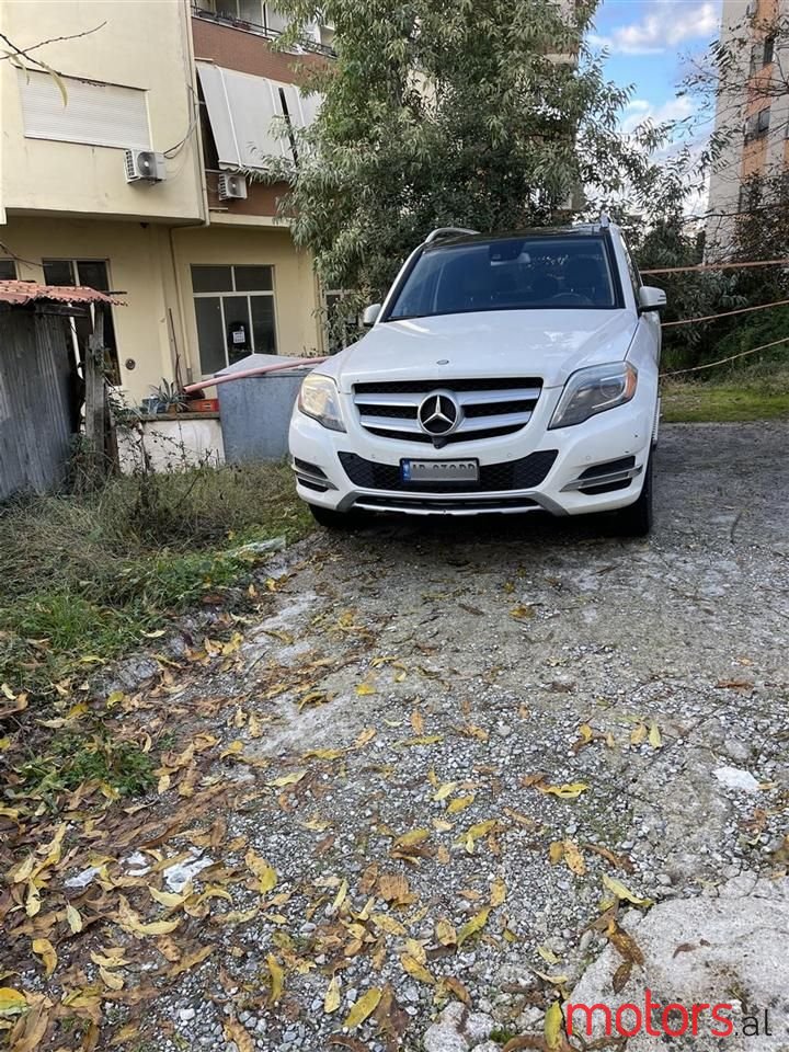 2014' Mercedes-Benz GLK 250 photo #3