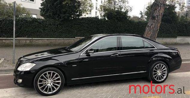 2009' Mercedes-Benz S 320 photo #1