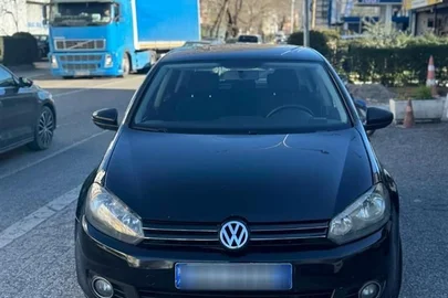 2011' Volkswagen Golf