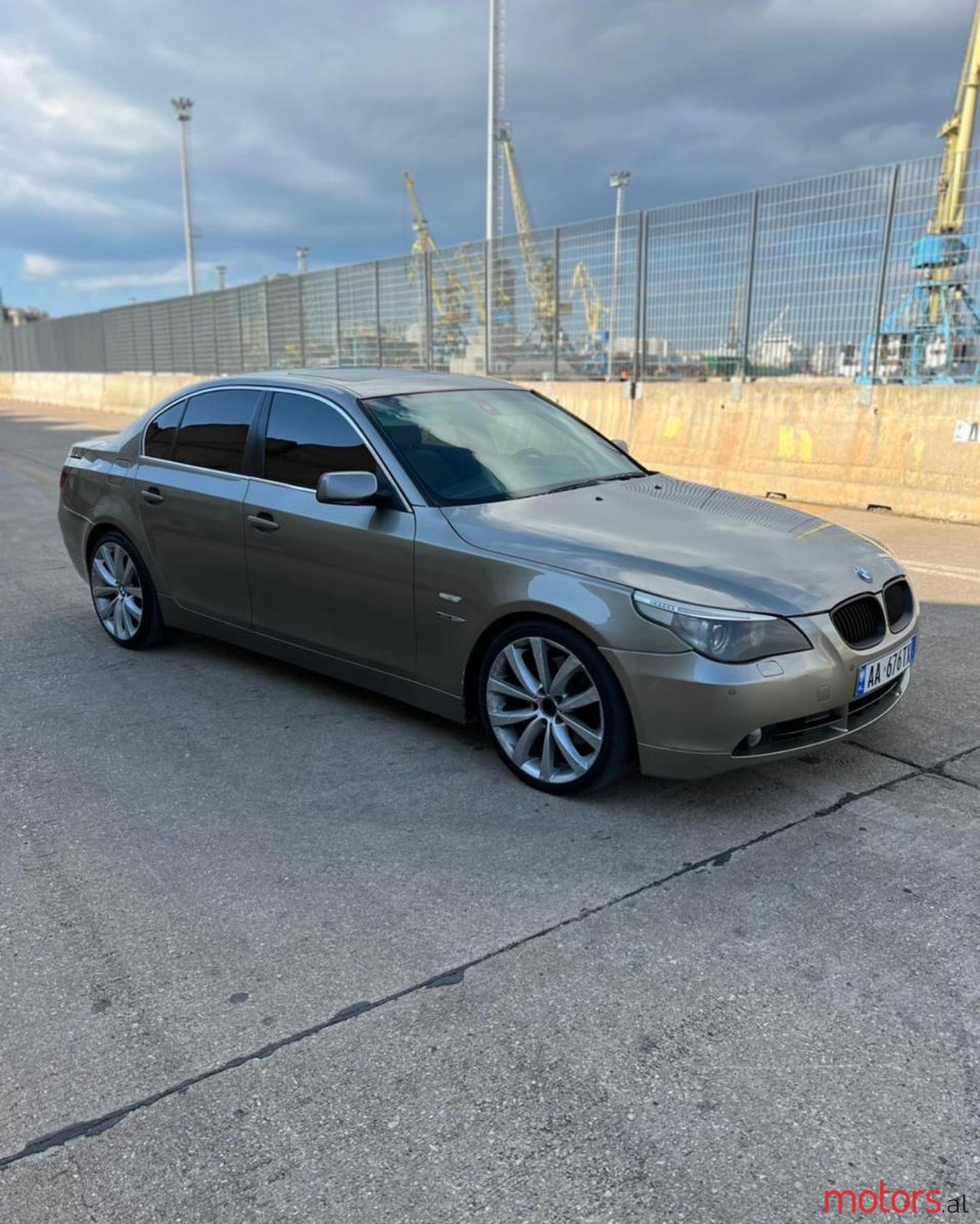 2004' BMW 530 photo #1