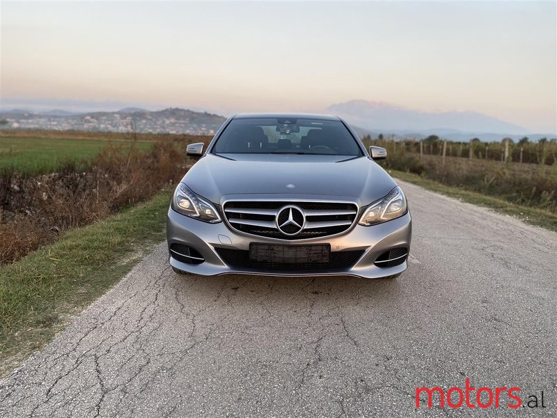 2014' Mercedes-Benz E 220 photo #4