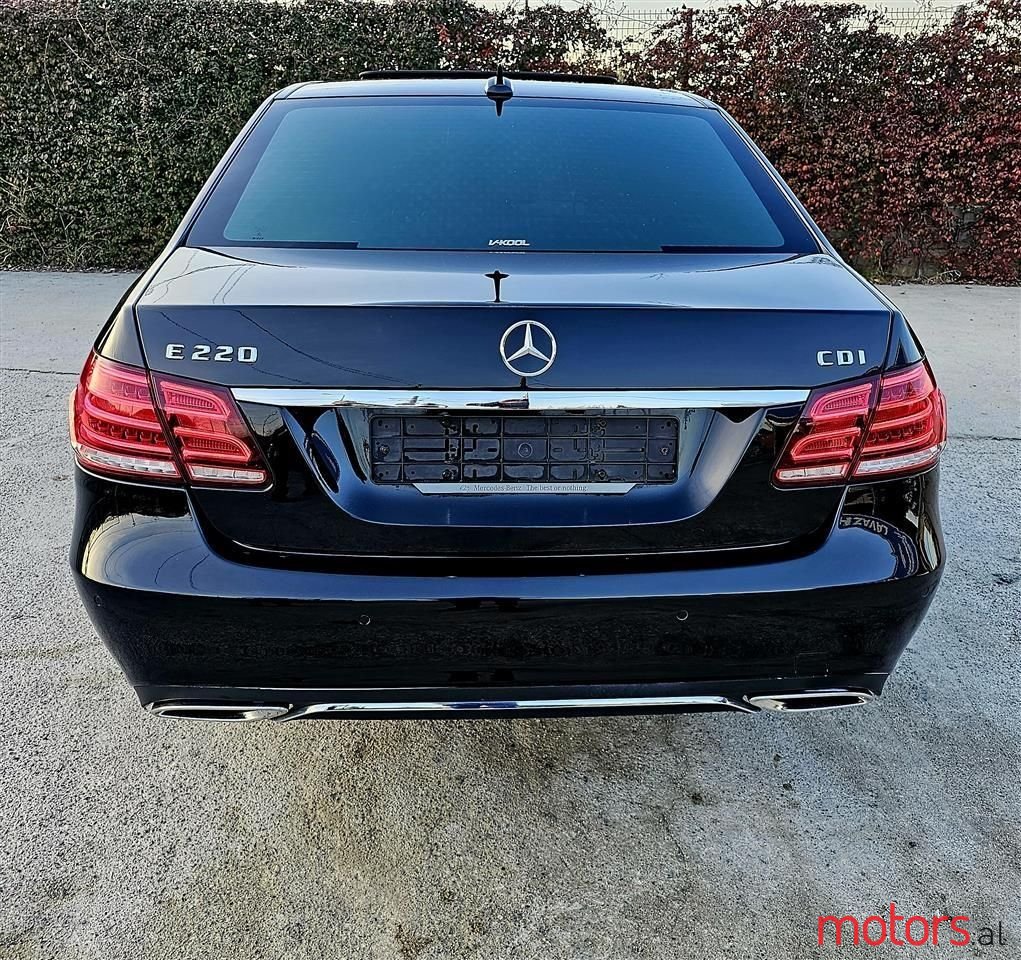 2014' Mercedes-Benz E 220 photo #5