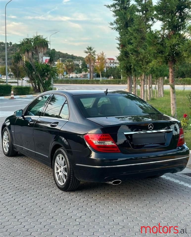 2011' Mercedes-Benz C 220 photo #4