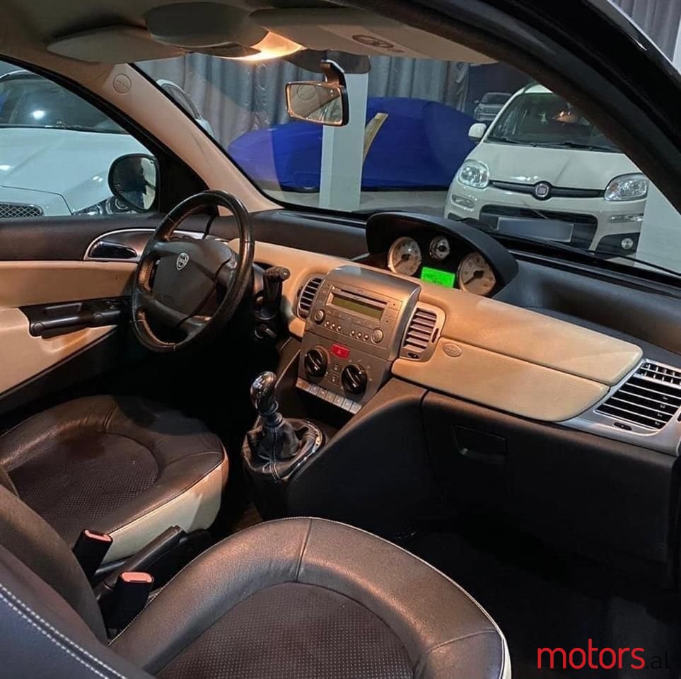 2006' Lancia Ypsilon photo #4