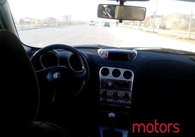 2004' Alfa Romeo Alfa 156 photo #4