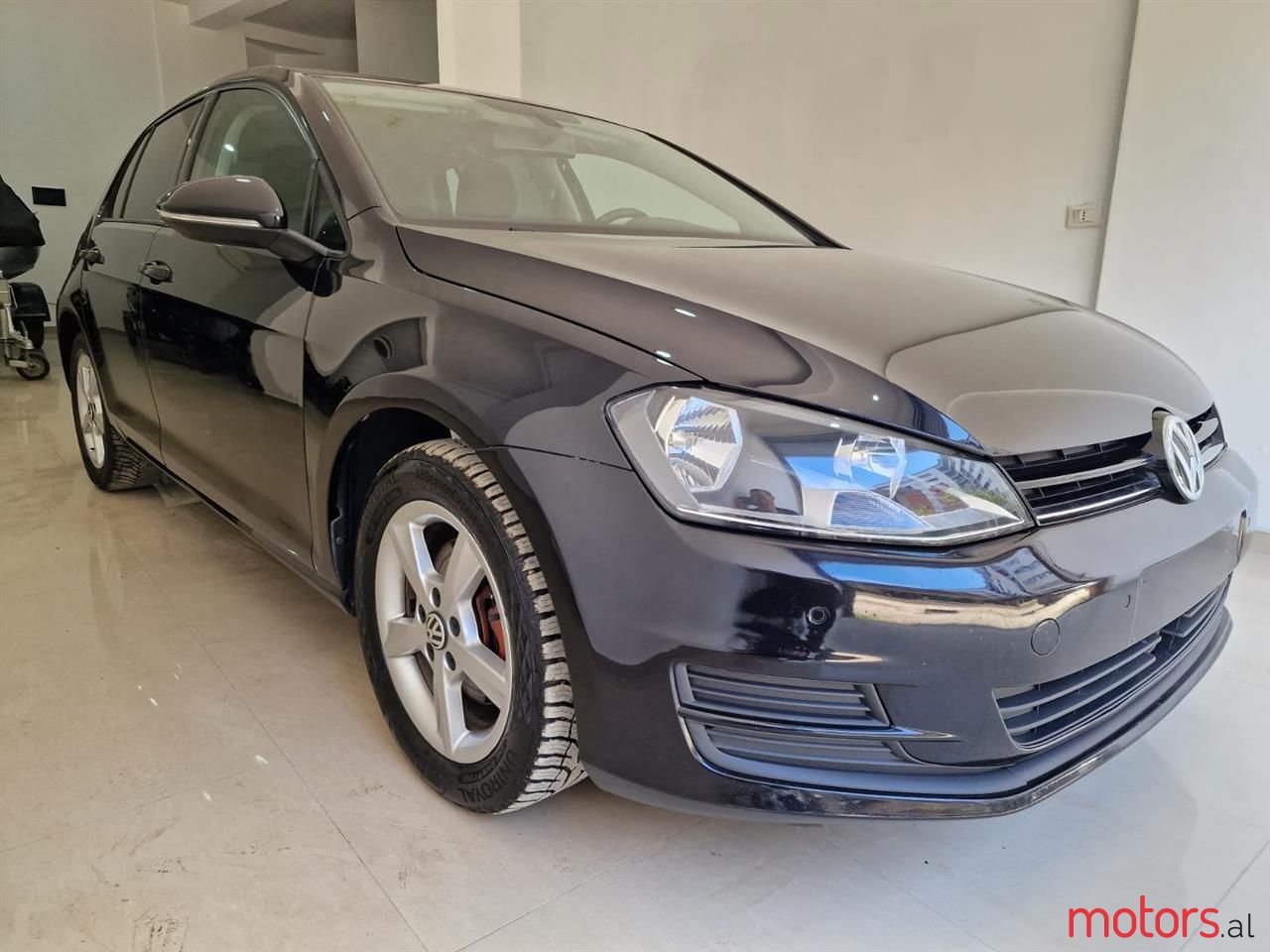 2013' Volkswagen Golf photo #1