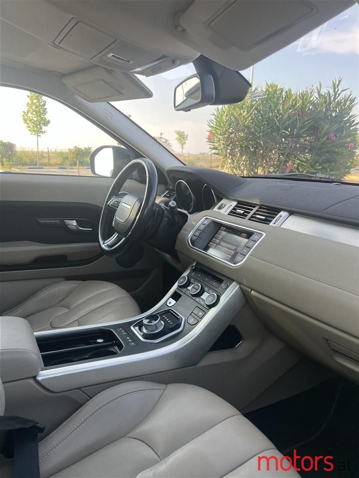 2015' Land Rover Range Rover Evoque photo #3